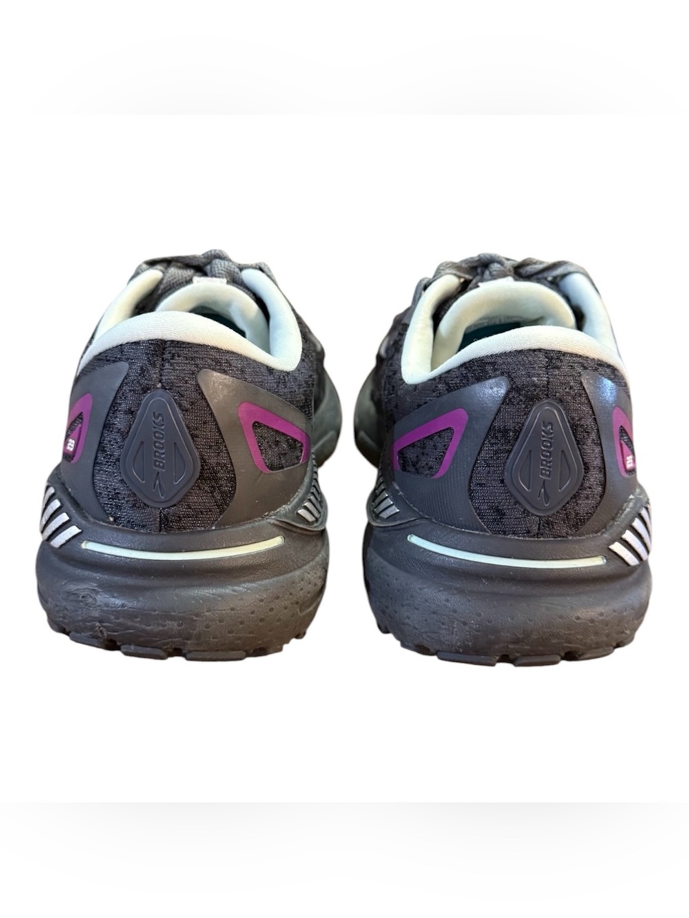 Brooks Adrenaline GTS 23 Running Shoes Women’s Size 10.5 - Picture 2 of 8